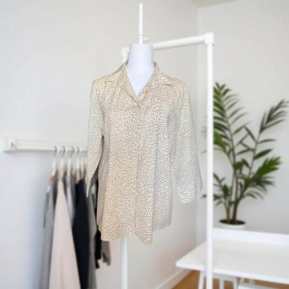 CHEETAH PRINT BUTTON DOWN - Picture 1 of 4